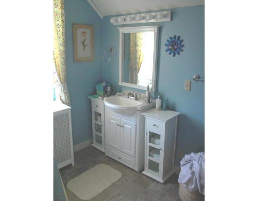 214 Main St, Easthampton, MA 01027 photo 8