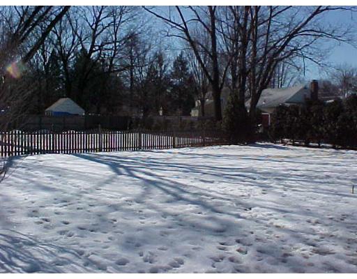 194 Bowles Park, Springfield, MA 01104 photo 2