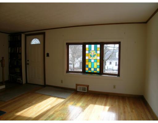383 Appleton St, Arlington, MA 02476 photo 4