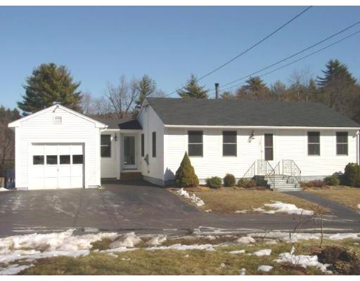 75 Mechanic St, Upton, MA 01568 photo 1