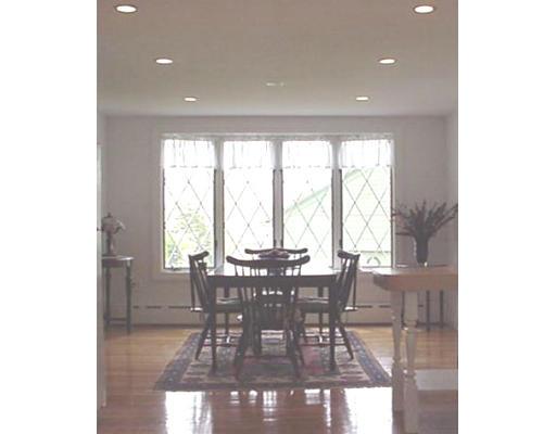 1109 Greendale Ave, Needham, MA 02492 photo 4