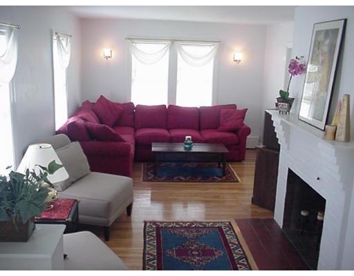 1109 Greendale Ave, Needham, MA 02492 photo 3