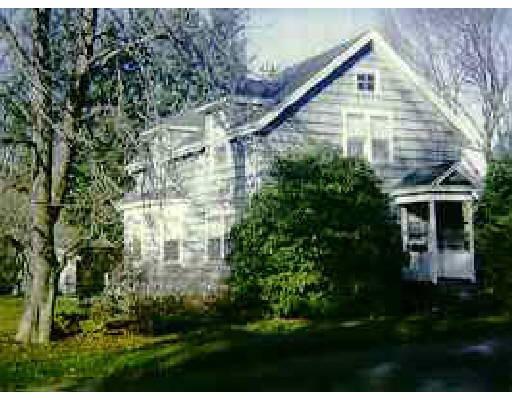 974 Meridian St, Fall River, MA 02720 photo 1