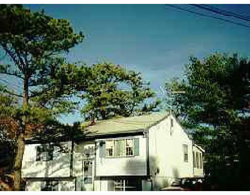 10 Lori Ln, East Wareham, MA 02538 photo 1