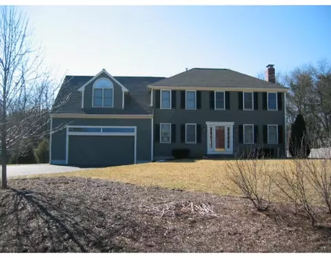 2 Donovan Ln, Mansfield, MA 02048 photo 1