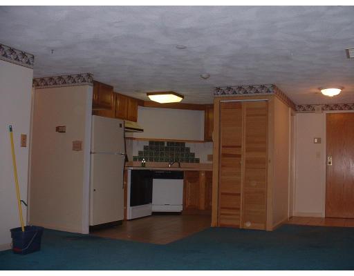 205 Ferry St #401, Everett, MA 02149 photo 2
