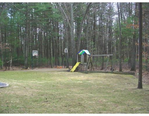 181 Hickory Dr, Raynham, MA 02767 photo 7