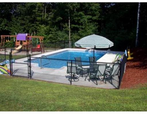 15 Longview Ave, Webster, MA 01570 photo 3
