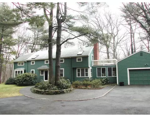 160 Pine St, Dover, MA 02030 photo 1