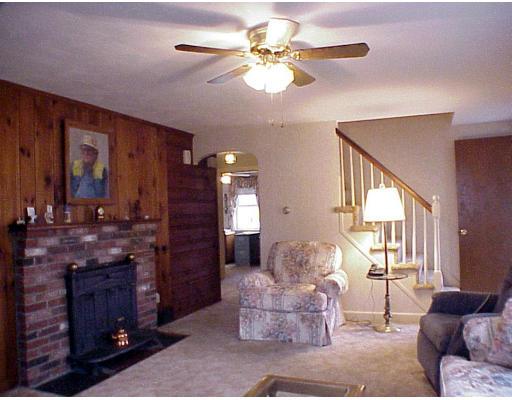 148 Pine Grove St, Needham, MA 02494 photo 2
