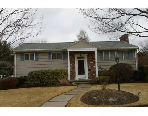 86 Damon Rd, Needham, MA 02494 photo 1