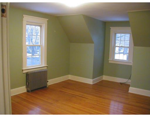 12 Morris St, Webster, MA 01570 photo 5