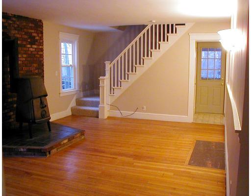 12 Morris St, Webster, MA 01570 photo 4