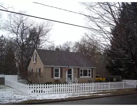 246 Arthur St, Springfield, MA 01104 photo 1