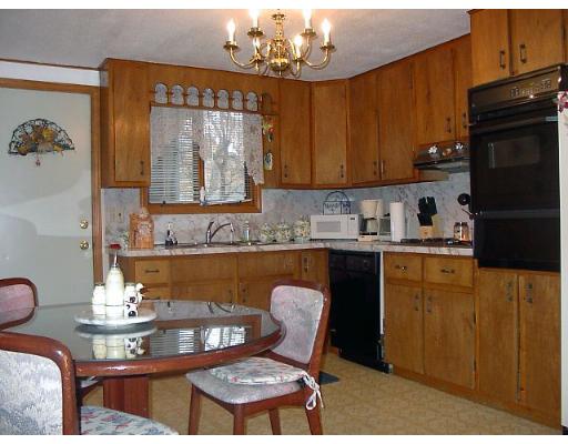 11 Ormond St, Springfield, MA 01108 photo 4