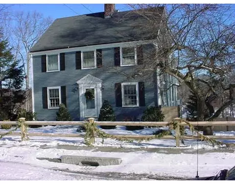147 Thornton Rd, Needham, MA 02492 photo 1