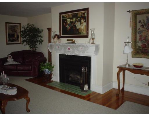 17 Chapel St, Wareham, MA 02571 photo 4