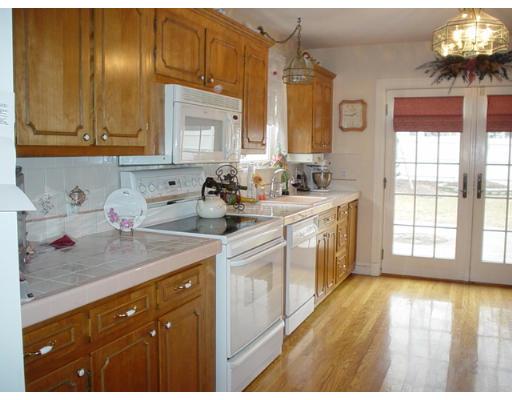 17 Chapel St, Wareham, MA 02571 photo 7