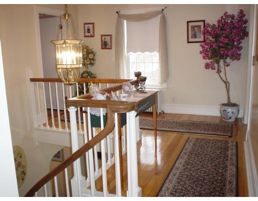 17 Chapel St, Wareham, MA 02571 photo 3