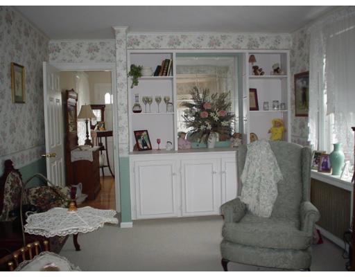 17 Chapel St, Wareham, MA 02571 photo 8