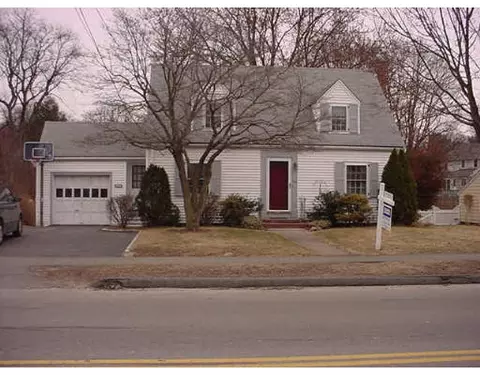 514 Webster St, Needham, MA 02494 photo 1