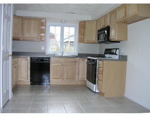 7 Harvest Rd, Reading, MA 01867 photo 4