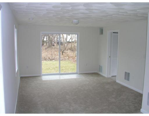 7 Harvest Rd, Reading, MA 01867 photo 5