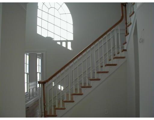 6 Jenna Cir, Needham, MA 02492 photo 2