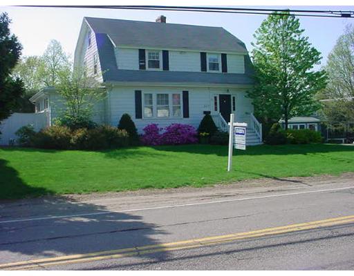 507 Chestnut St, Needham, MA 02492 photo 1