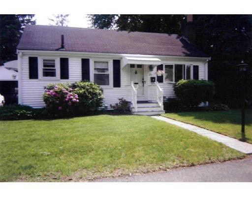 25 St Anns Ave, Peabody, MA 01960 photo 1