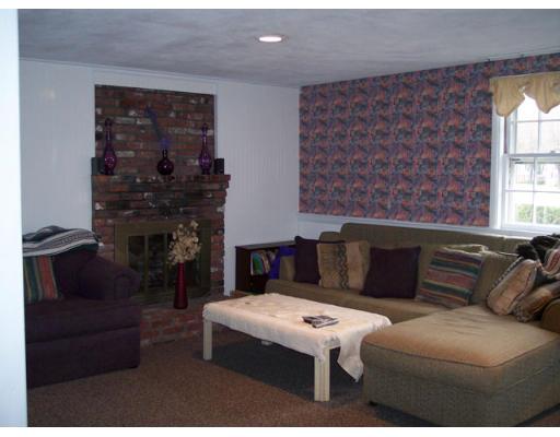 19 Maple Ridge Rd, Reading, MA 01867 photo 5
