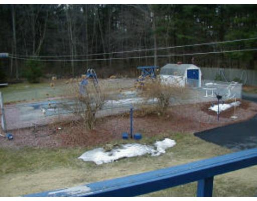 5 Mcgovern Ln, Webster, MA 01570 photo 4