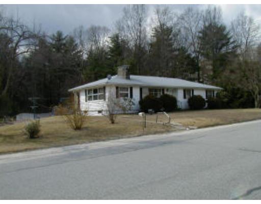 5 Mcgovern Ln, Webster, MA 01570 photo 1