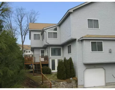 185 Captain Eames Cir #185, Ashland, MA 01721 photo 1