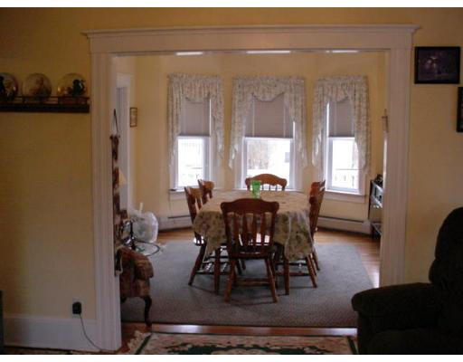 14 Appleton Ave, Beverly, MA 01915 photo 2