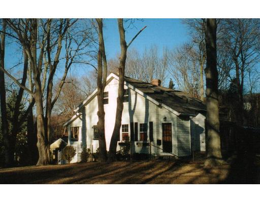 9 Burtons Ln, Hingham, MA 02043 photo 1