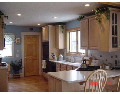 10 Bear Hill Rd, Reading, MA 01867 photo 5