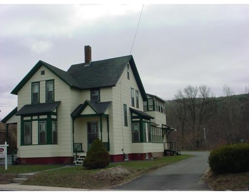 108 South St, Ware, MA 01082 photo 1