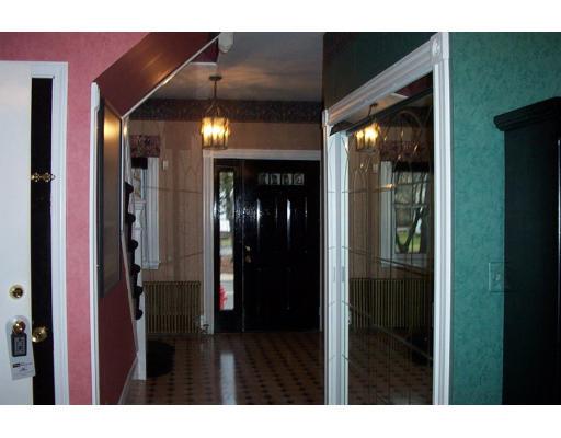8 Spring St, Stoneham, MA 02180 photo 7