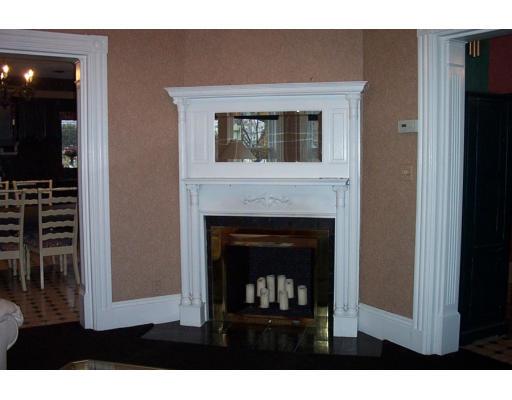 8 Spring St, Stoneham, MA 02180 photo 3