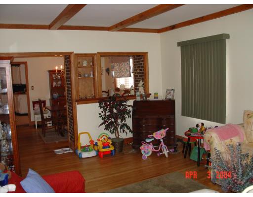 55 Kinsman St, Everett, MA 02149 photo 6