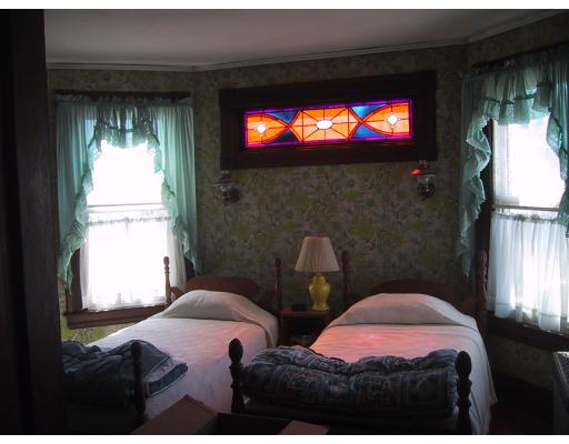 384 Springfield St, Chicopee, MA 01013 photo 6