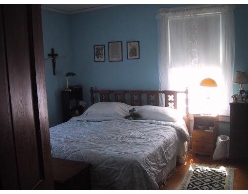 384 Springfield St, Chicopee, MA 01013 photo 5