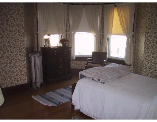 384 Springfield St, Chicopee, MA 01013 photo 7
