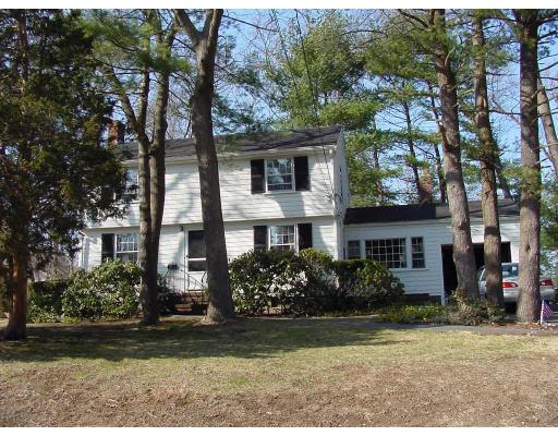 15 Pilgrim Rd, Hingham, MA 02043 photo 1