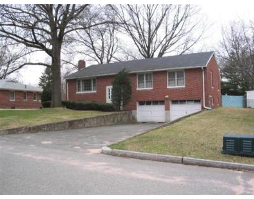 62 Martel Rd, Springfield, MA 01119 photo 1