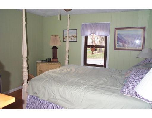 272 Bouchard Ave, Dracut, MA 01826 photo 4