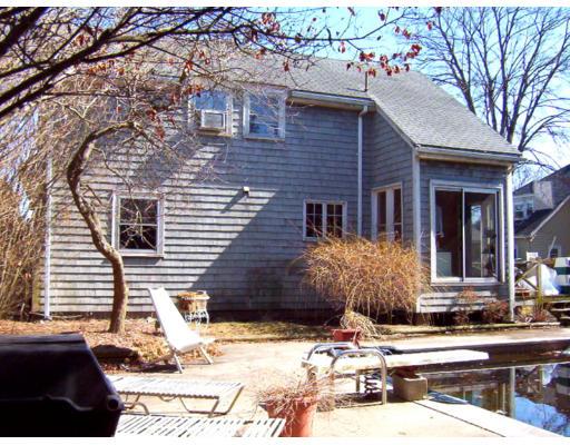 65 Ware Ln, Marblehead, MA 01945 photo 2