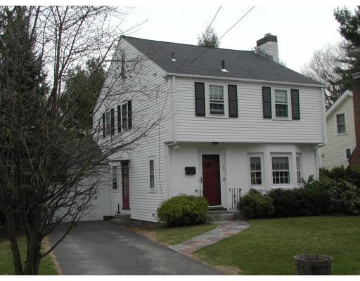 32 Thomas Rd, Wellesley, MA 02482 photo 1