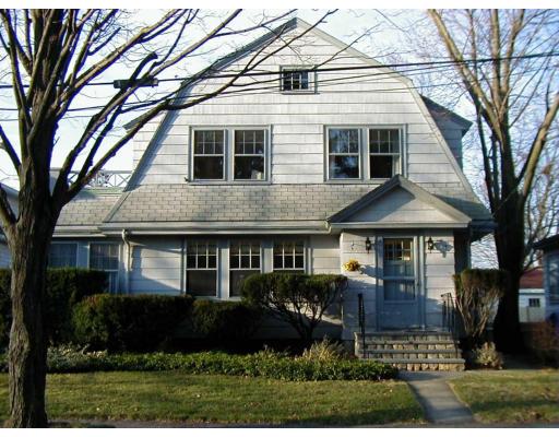 14 Birch St, Marblehead, MA 01945 photo 1